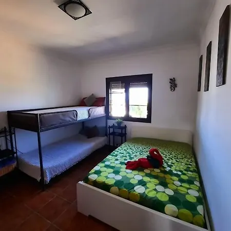 Pensión Lanzate! Tinajo